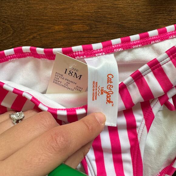 Cat and Jack Girls 18 Month Swimsuit Rash Guard Pink Pineapple Two Piece NEW - Picture 5 of 8